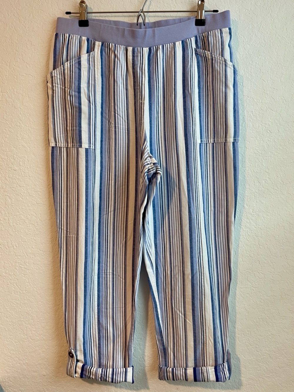 Chico's Stretch Waistband Striped Blue & White Boat Pants